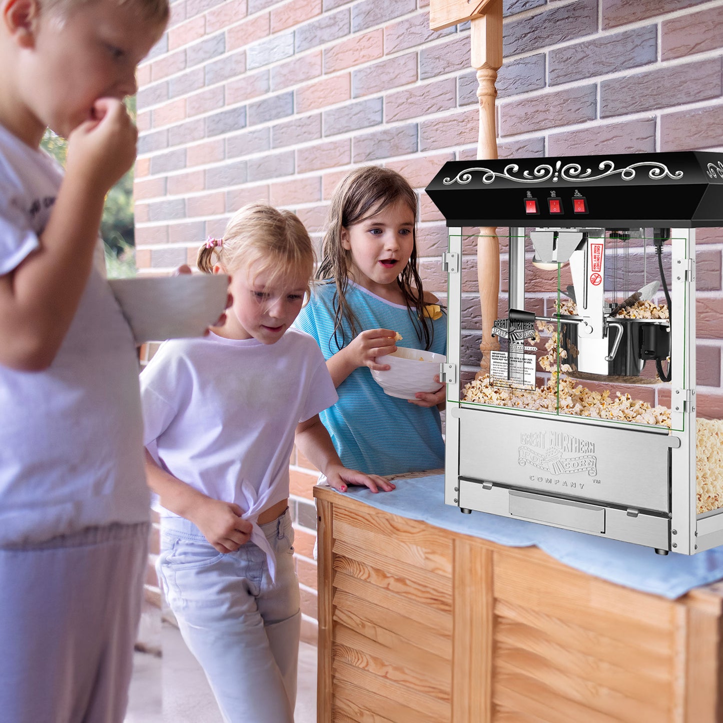 Great Northern Popcorn 10oz Popcorn Machine, Black
